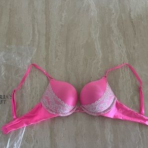 Victoria Secret Bombshell Miraculous Plunge